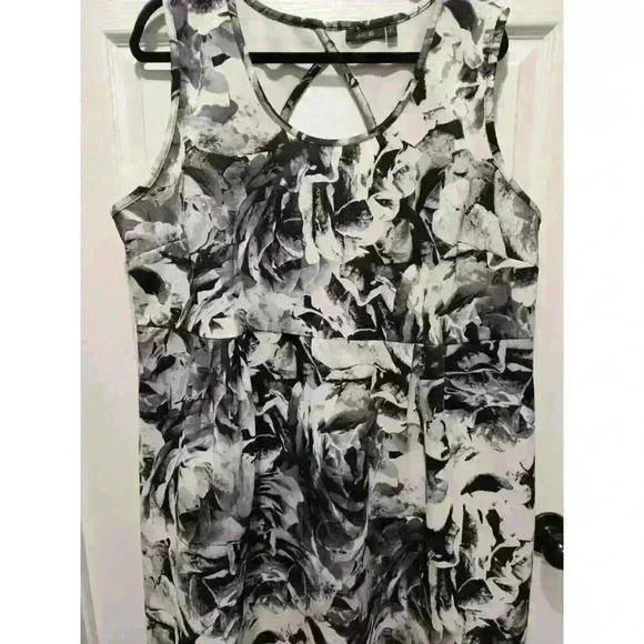 WEDDING GUEST Apt 9 Size 2X Black And White Sleeveless Fit And‎ Flare Dress EUC - Picture 5 of 5